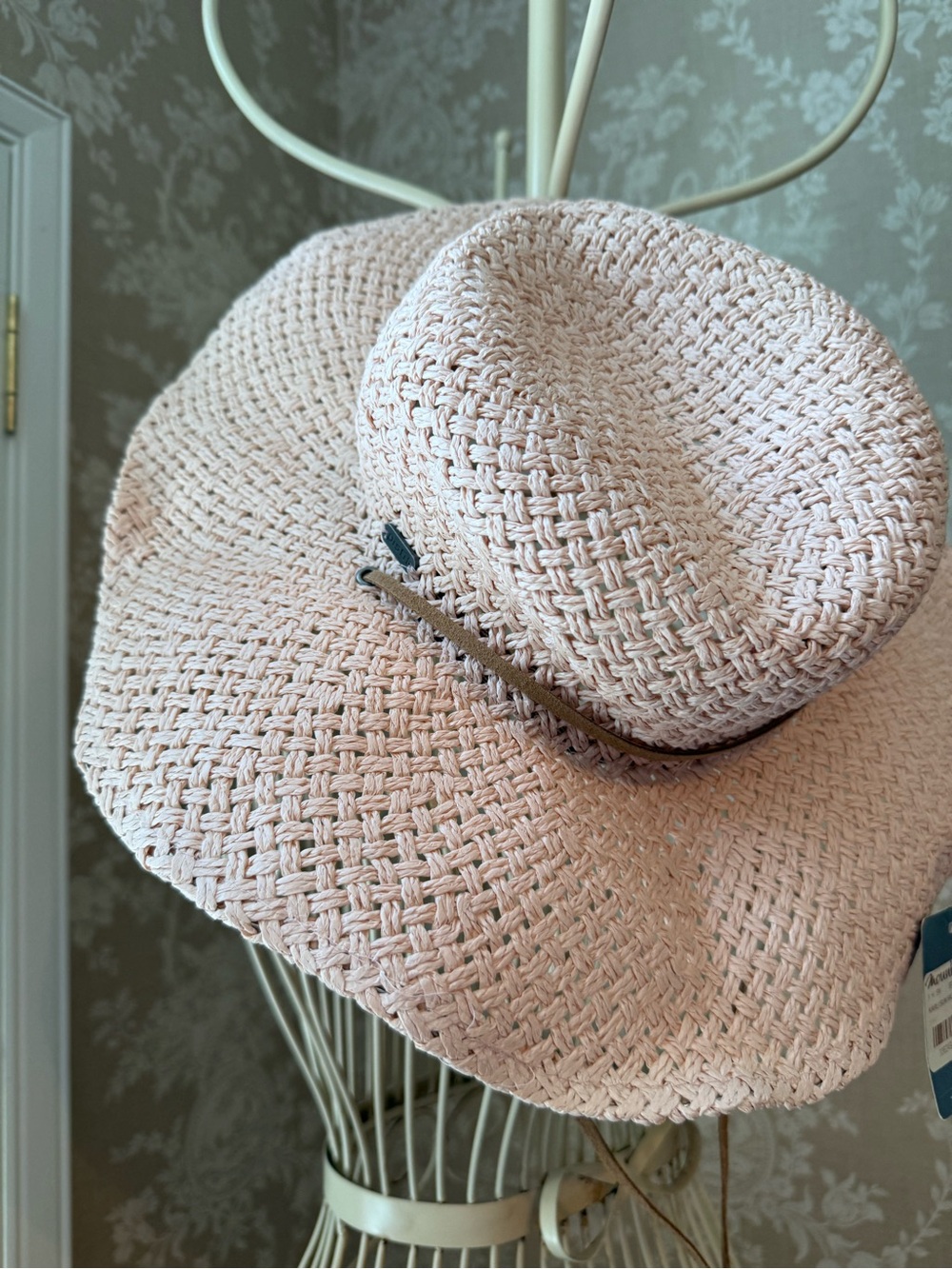 Pistil brand Women’s Pale Pink Woven Sun Hat with adjustable cord